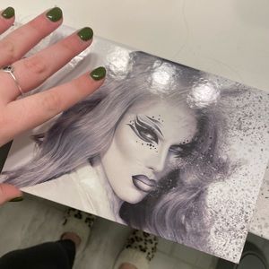 Jeffree Star Cremated Artistry Eyeshadow Palette